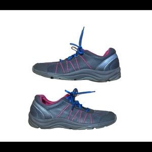 Vionic ALLIANCE Shoes Size: 9 Wide